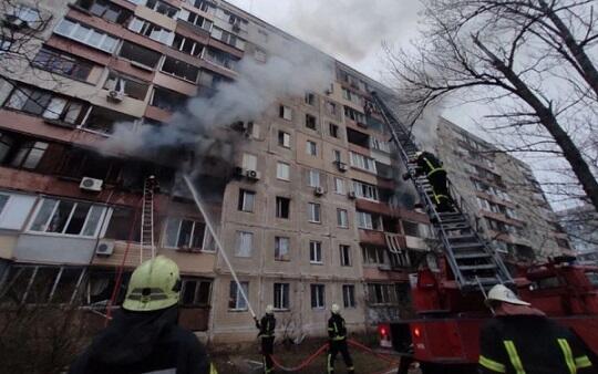 Rusiya Kiyevi raket atəşinə tutdu: 2 ölü, 10 yaralı
