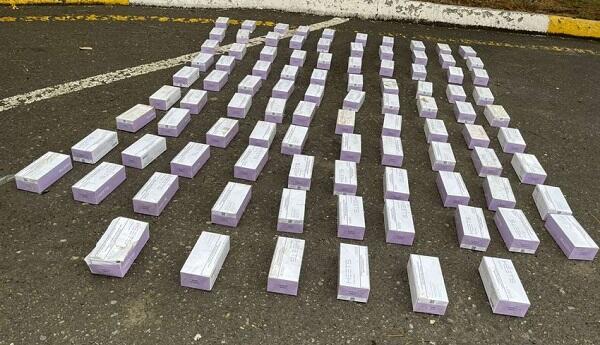 Naxçıvan gömrüyü 183 min siqaret müsadirə etdi