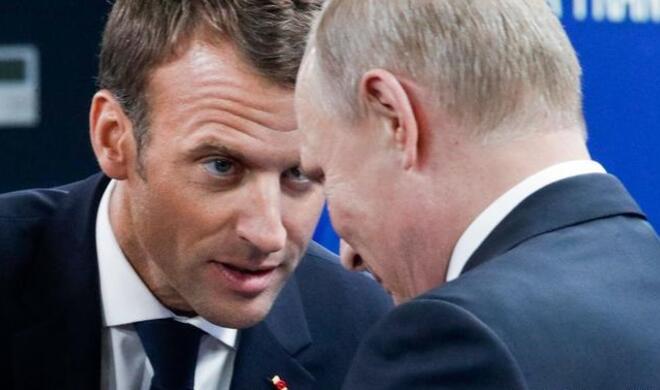 Между Россией и Францией…