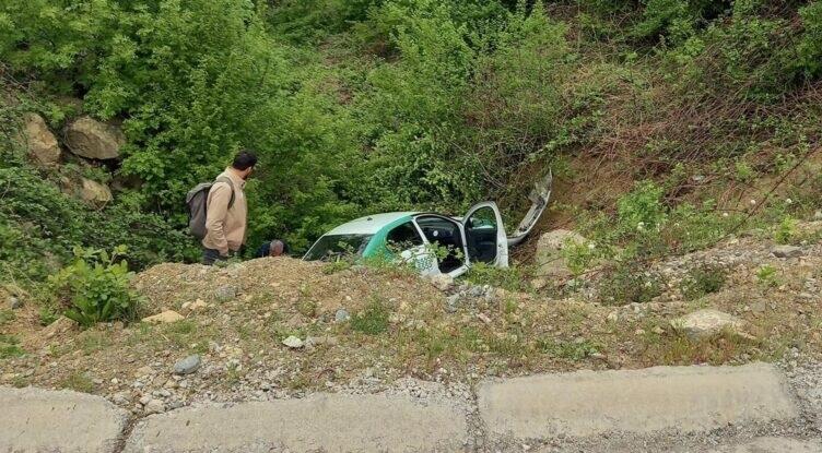 Ağdərədə Azərbaycan maşını erməni taksisi ilə toqquşdu