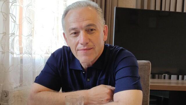 Saleh Rüstəmli evində - Foto
