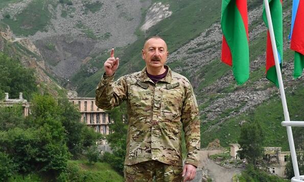 Üçü də dovşan kimi qaçdı - İlham Əliyev