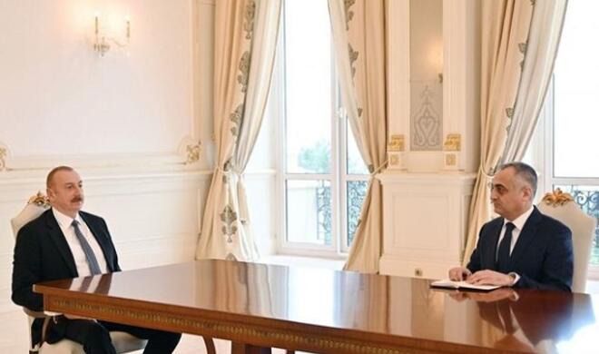 Президент освободил Фуада Наджафли от должности