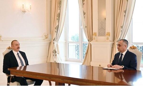 Prezident Fuad Nəcəflini vəzifəsindən azad etdi