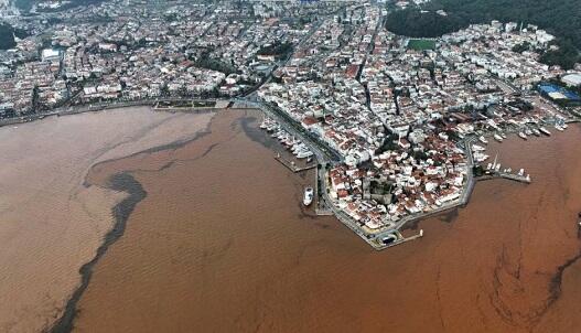 Türkiyədə Mərmərə 20 metr geri çəkildi