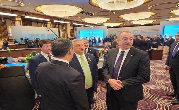 İlham Əliyevin TDT liderləri ilə səmimi söhbəti - Foto