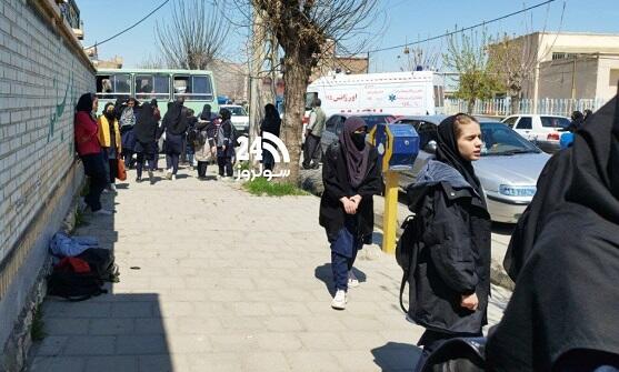 ایراندا طلبهلر اعتراض آکسییاسی کئچیردیلر