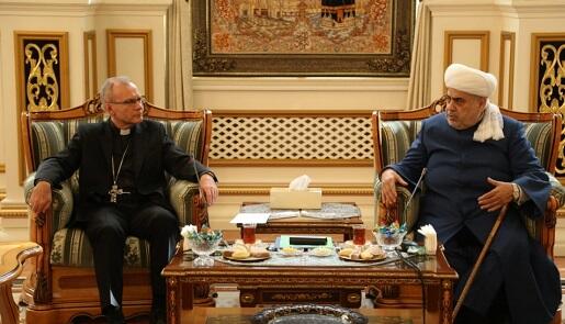 Sheikh met with the apostolic nuncio of the Vatican -