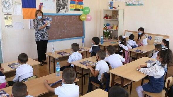 قاراباغین ارمنی درسلیینده «یئری» قالماقال یاراتدی