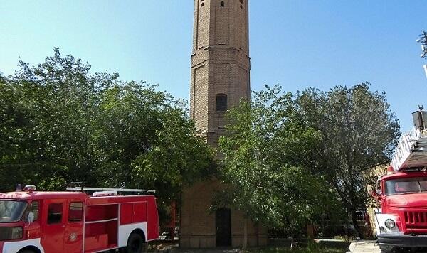 قاجارلارین یادیگاری- تیریزین یانغین قله‌سی