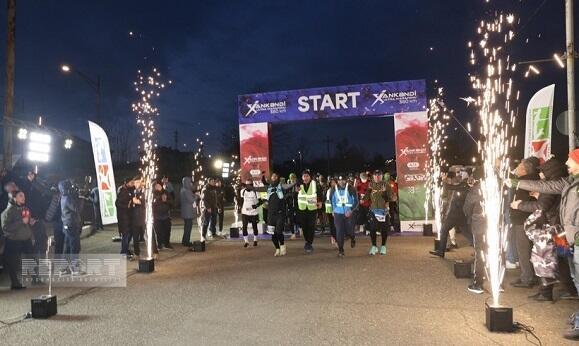 خانکندی-باکی اولترا مارافونو باشلادی - ویدئو