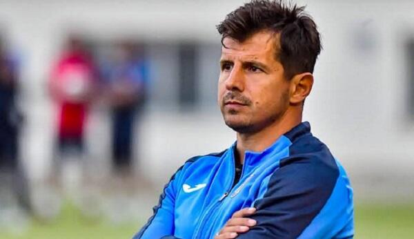 Əmrə Belözoğlu bu komandanın baş məşqçisi təyin olundu