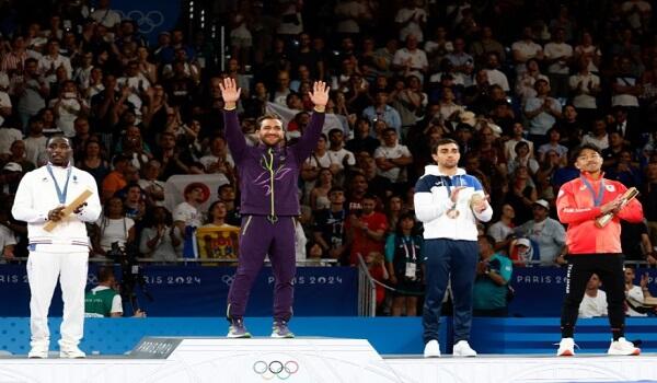 Azerbaijan’s Olympic champions return to their homeland