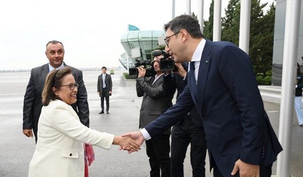 Глава Маршалловых островов прибыла в Азербайджан