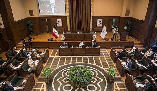 Iranian court sentences two French citizens on spying charges