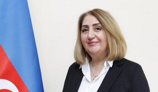 Müəllimləri təhqir edən direktor işdən çıxarıldı