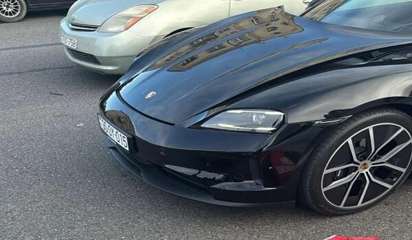 "Porşe" ilə avtoşluq edən sürücü saxlanıldı - Video