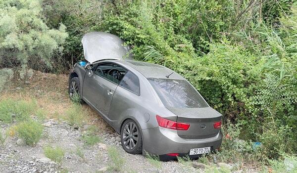 Biləsuvarda ağır qəza: 4 nəfər yaralandı