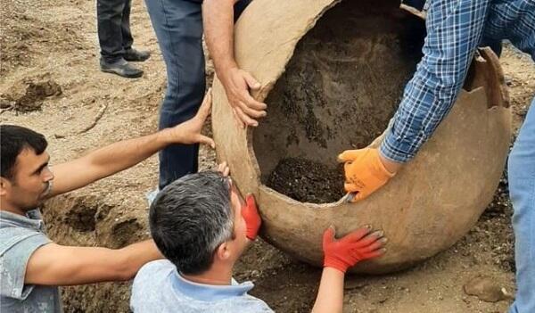Masallıda antik dövrə aid küp məzarı üzə çıxdı - Foto