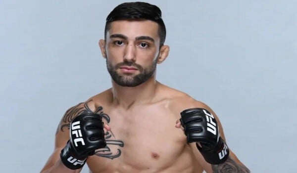 Keçmiş UFC döyüşçüsü güllələndi