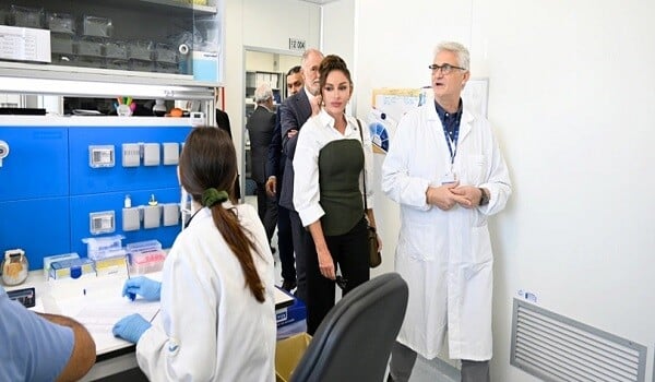 Əliyeva Avropanın ən böyük pediatrik xəstəxanasında... - Foto