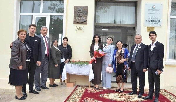 Şəhid Azər Namazovun barelyefinin açılışı oldu - Foto