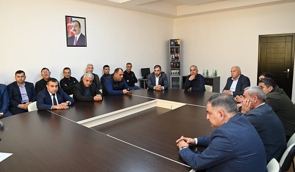 “Azərişıq” nümayəndələri fermer və sahibkarlarla görüşdü