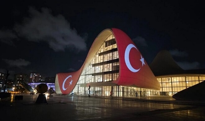 Türkiyə bayrağının Azərbaycanda endirilməsi... - Türkiyə PA
