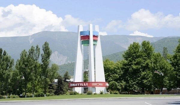 "İsmayıllı" yazısı olan tikili niyə sökülür? - Açıqlama