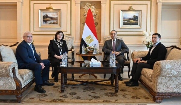 Sahibə Qafarova Misirdə səfərdədir