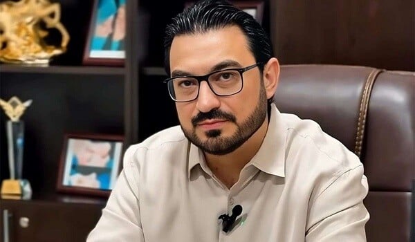 Tanınmış estetik-cərrahdan şikayət: Burnum çürüyür... - Video