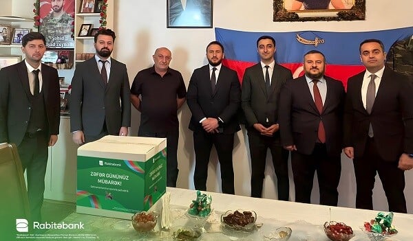 "Rabitəbank" Zəfər Günü ərəfəsində şəhid ailələrini ziyarət etdi