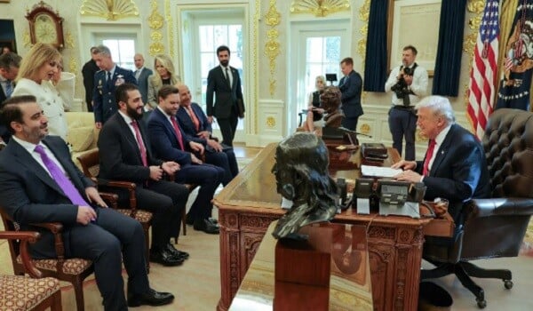 Şara və Tramp nələri müzakirə etdi?