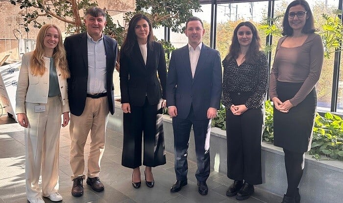 “Veysəloğlu” və FMO tərəfdaşlığı genişləndirir