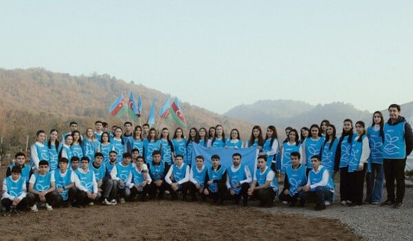 Leyla, Arzu və Alena Əliyevalar Lənkəranda... - Foto