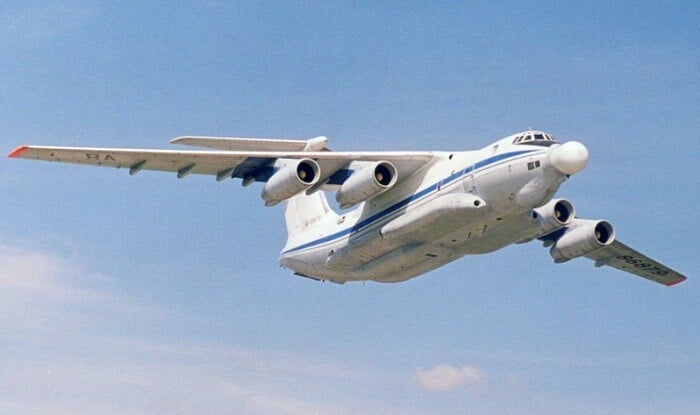 Ukrayna Rusiyanın nadir təyyarəsini məhv etdi