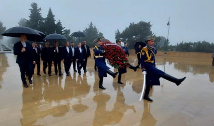 Арагчи посетил Аллею шехидов - Фото