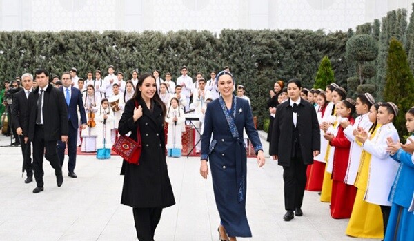 Əliyeva Türkmənistanda açılış mərasimində iştirak etdi - Foto