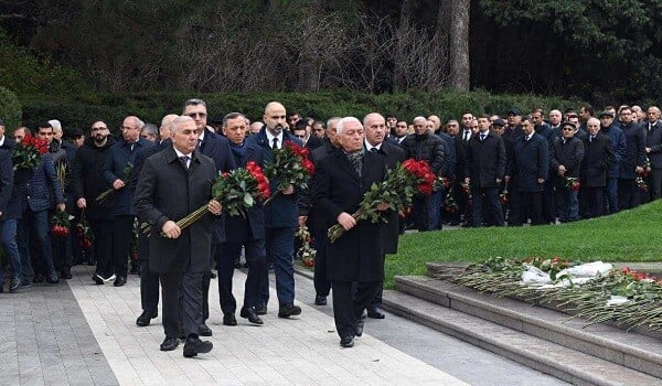 "Azərişıq" və "Azərenerji" anım günü ilə bağlı tədbirlər keçirdi