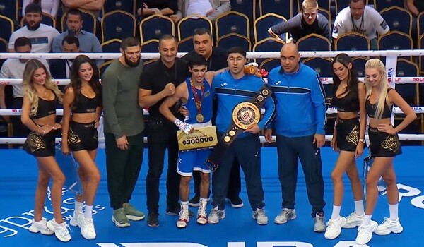 Azərbaycan boksçusu 19 yaşında dünya çempionu oldu