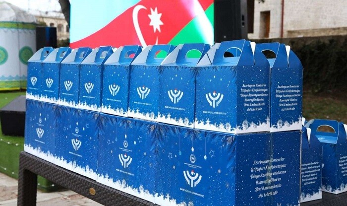 Müəllimlərə verilən sovqat müzakirə yaratdı... – Rəsmi