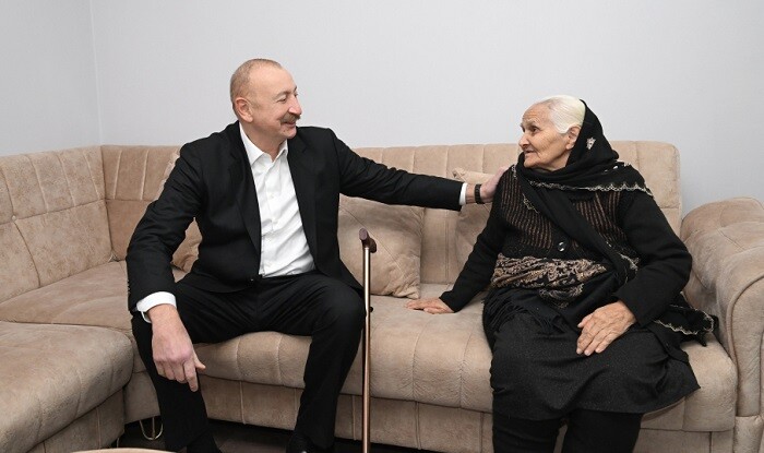 Prezident Xankəndiyə getdi, bu ailənin qonağı oldu - Foto