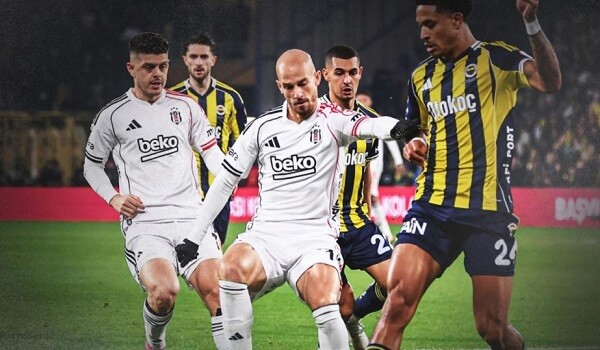 "Beşiktaş" səfərdə "Fənərbağça"nı məğlub etdi