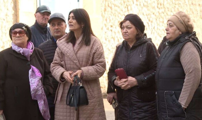 Bakıda yeni binanın tikintisinə etiraz - Video