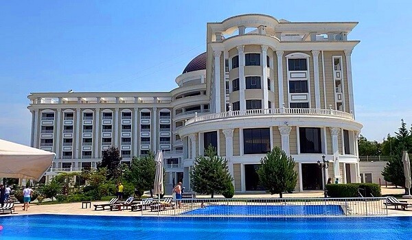 Yeni il üçün “Şaradil”in qiymətinə dünyanı gəzmək olar