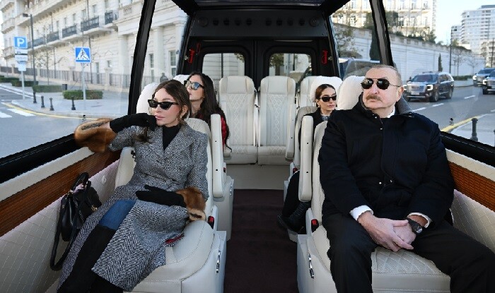 Prezident, xanımı və qızları Ağ Şəhərdə... - Fotolar