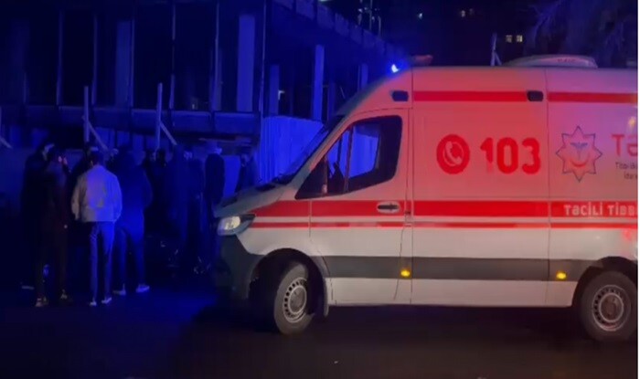 Təcili yardım maşını ilə motosiklet toqquşdu, ölən var - Video