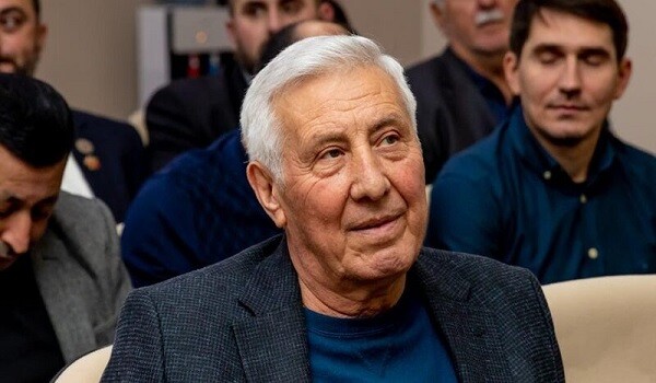 Azərbaycan millisinə yeni baş məşqçi gətirildi