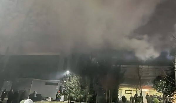 Tiflisdə ticarət mərkəzində güclü yanğın - Foto