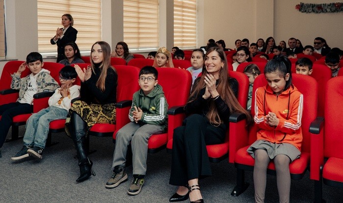 Arzu və Alena Əliyeva sığınacaqda - Fotolar